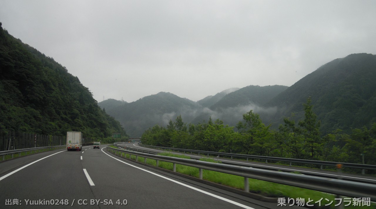 nexco central tokai hokuriku expressway 2026 tunnel rebuild
